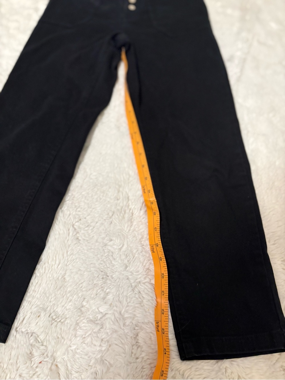 Aritzia Wilfred Free High-Rise Utility Straight Leg Jeans/Pant- Black / Size 4 - Picture 7 of 10